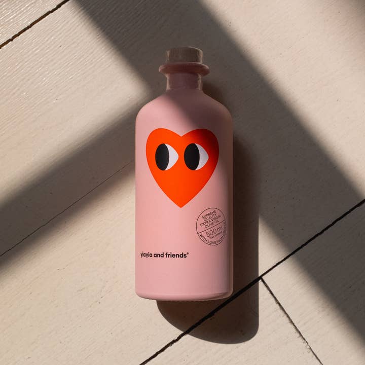 500ml Natives Olivenöl von Yiayia and Friends in der Love Edition - Geschenkidee