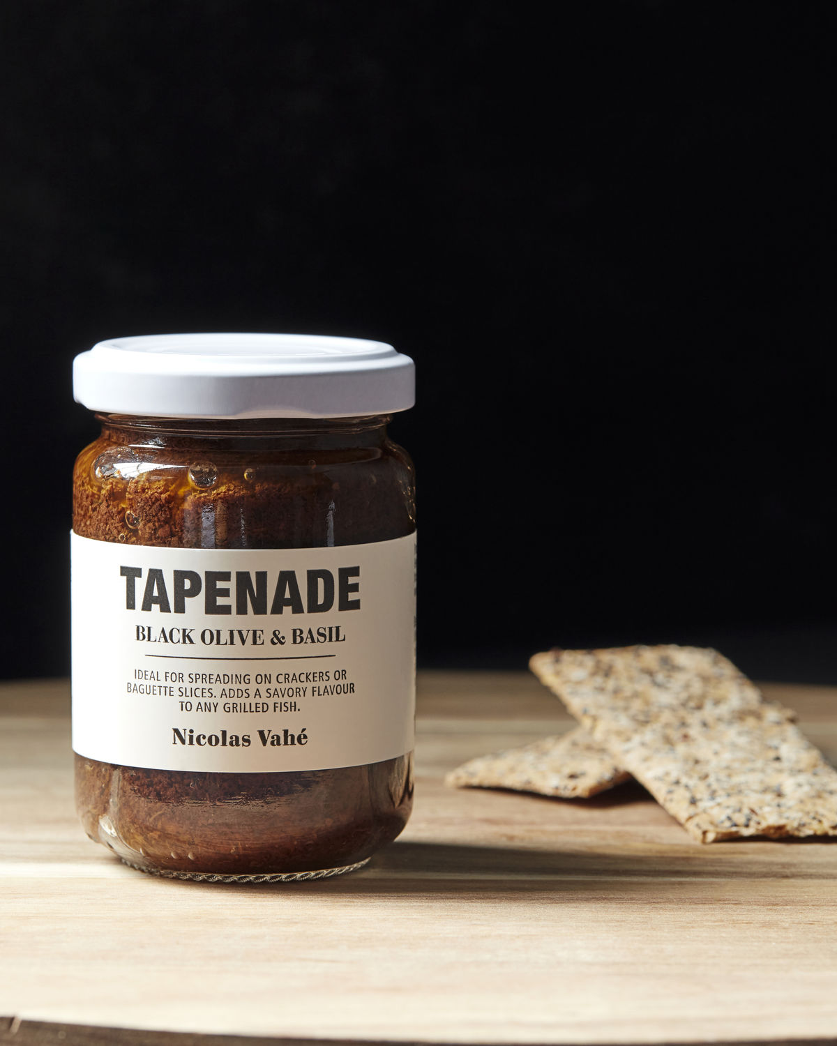 Tapenade "Black Olives & Basil" von Nicolas Vahé - Ideal als Dipp für Brot und Cracker