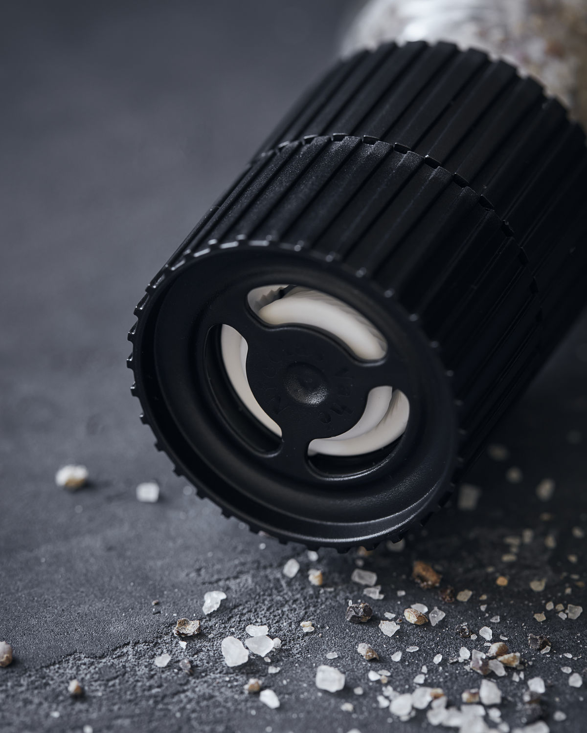 Salzmühle "The Secret Blend" von Nicolas Vahé - Pmit integrierter Keramikmühle