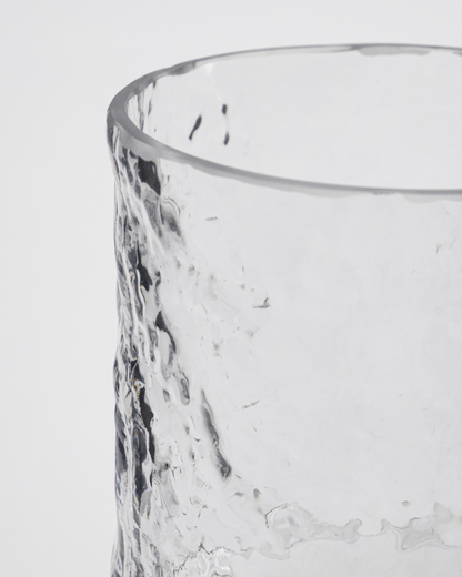 Glasvase "Huri" von House Doctor - mit welliger Oberfläche 