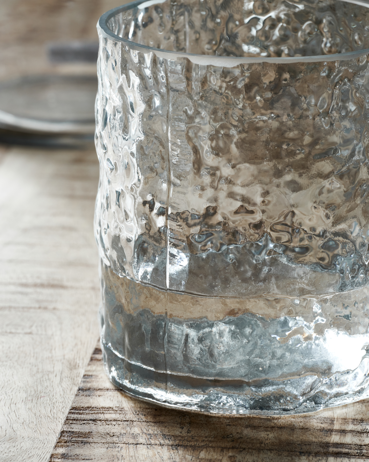 Glasvase "Huri" von House Doctor – ideal für Blumen und als moderner Hingucker im Regal