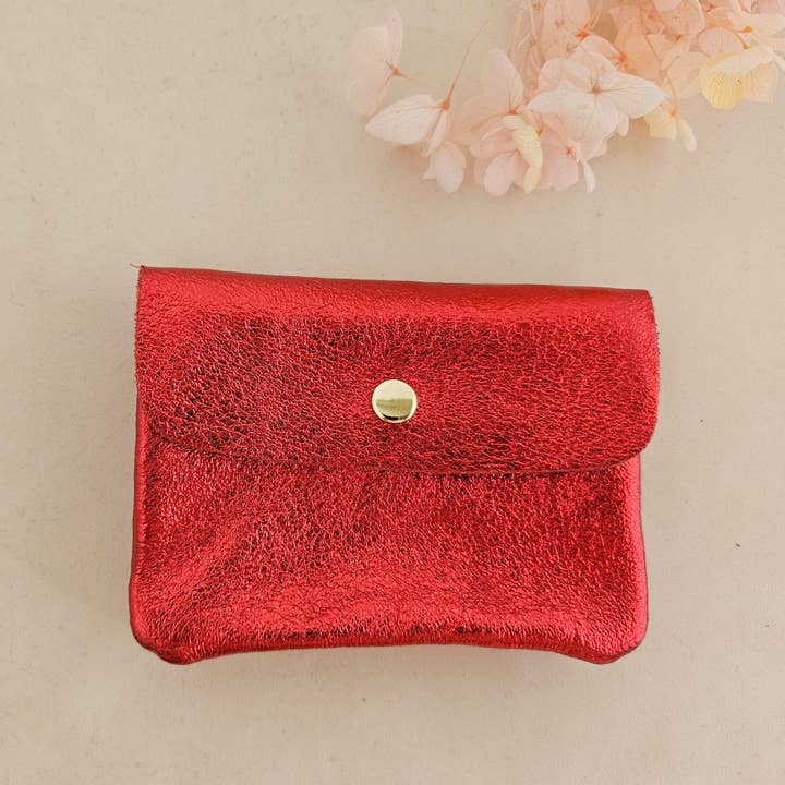 Portemonnaie aus schimmerndem Leder in rot - Ideal für den Alltag oder für die nächste Party. Hergestellt in Italien.