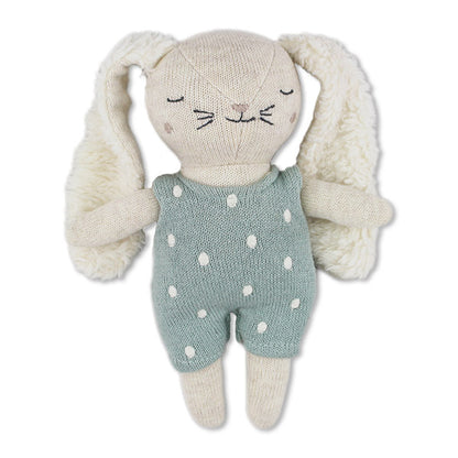 Babyrassel "Hase" mit hellblauer Latzhose von Ava & Yves - Produktabbildung