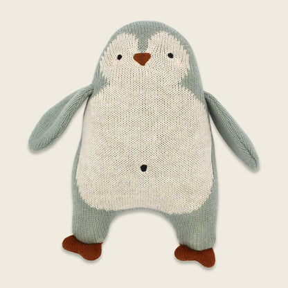 Babyrassel "Pinguin" in hellblau von Ava & Yves - Produktabbildung