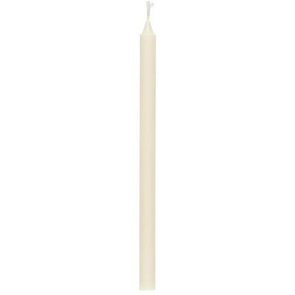 Dünne Stabkerze in creme von IB Laursen – klassisches Design.  ca. 8 Stunden Brenndauer. Perfekt für jeden Anlass.