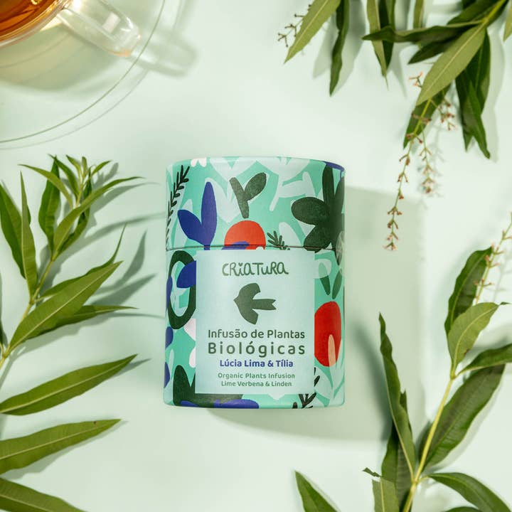Bio Tee aus Portugal von Criature aus Zitronenverbene und Linde - Eine duftende Mischung, ideal für Momente der Entspannung. 100% Bio und vegan.