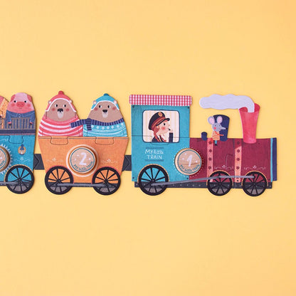 Puzzle "My little Train" von Londji - Detailaufnahme der liebevoll gestalteten Zugwagons