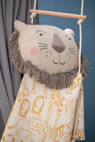 Die Babydecke "Safari" in senfgelb von David Fussengger - ideales Geschenk für Babys und Kinder