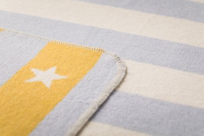 Der Kuschelfreund "Affe" von David Fussengger - doppelseitige Kuscheldecke