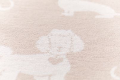 Babydecke "Dackel" von David Fussengger: ideales Geschenk für Dackelfans