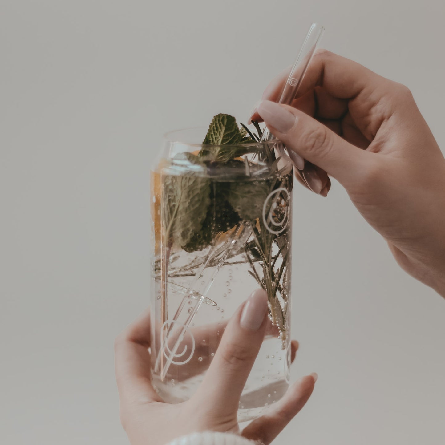 Strohhalme aus Glas im 4er Set mit smiley von Eulenschnitt - Anwendungsbeispiel