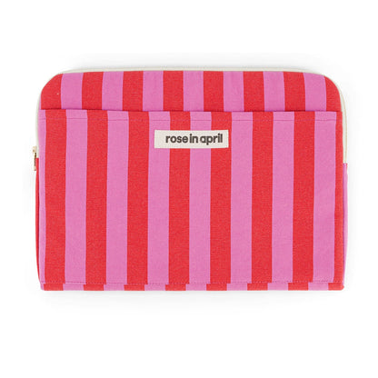 Die perfekte Laptophülle von Rose in April mit roten und pinken Streifen: Innen ausreichend gepolstert: 100 % Baumwolle,  OEKO-TEX zertifiziert, geeignet für Laptops mit 13"  &14"