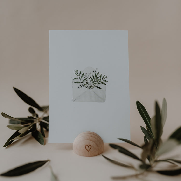 Liebevoll designte Postkarte „Flower Post“ von Eulenschnitt: Aquarelldesign, 400 g Papier, made in Germany. Blanko.