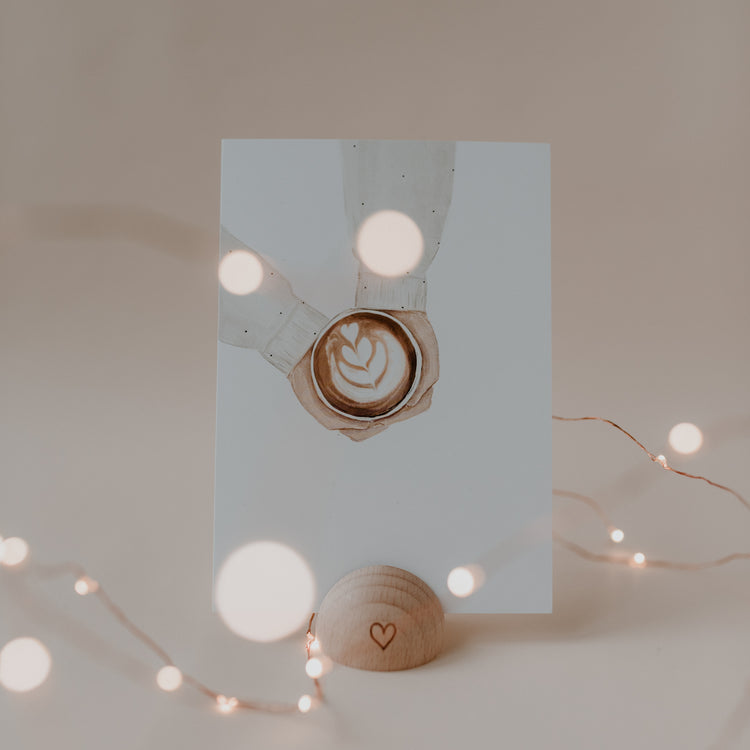 Liebevoll designte Postkarte „Coffee“ von Eulenschnitt – Aquarelldesign, 400 g Papier, made in Germany. Rückseite blanko. 