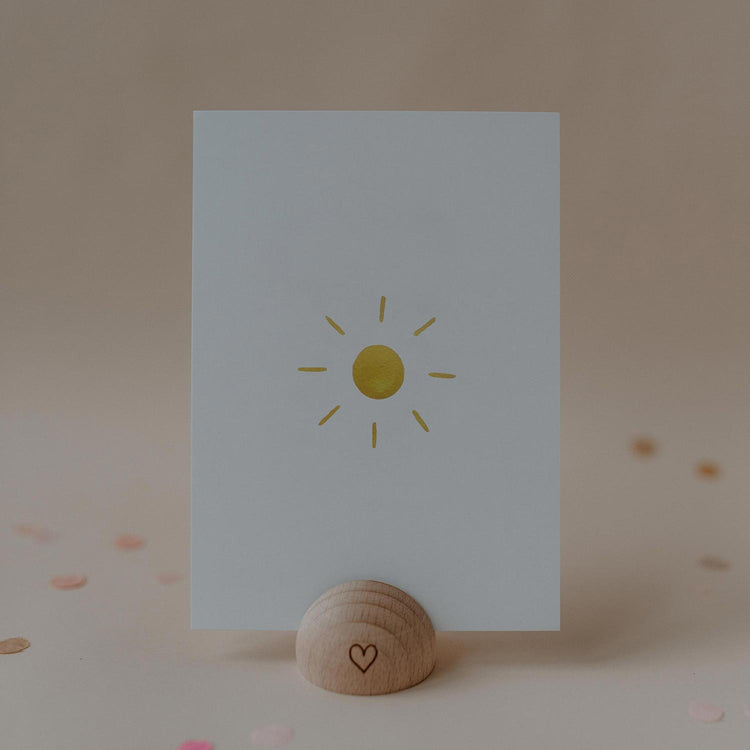 Liebevoll designte Postkarte „Sun“ von Eulenschnitt: Aquarelldesign, 400g Papier, made in Germany. 