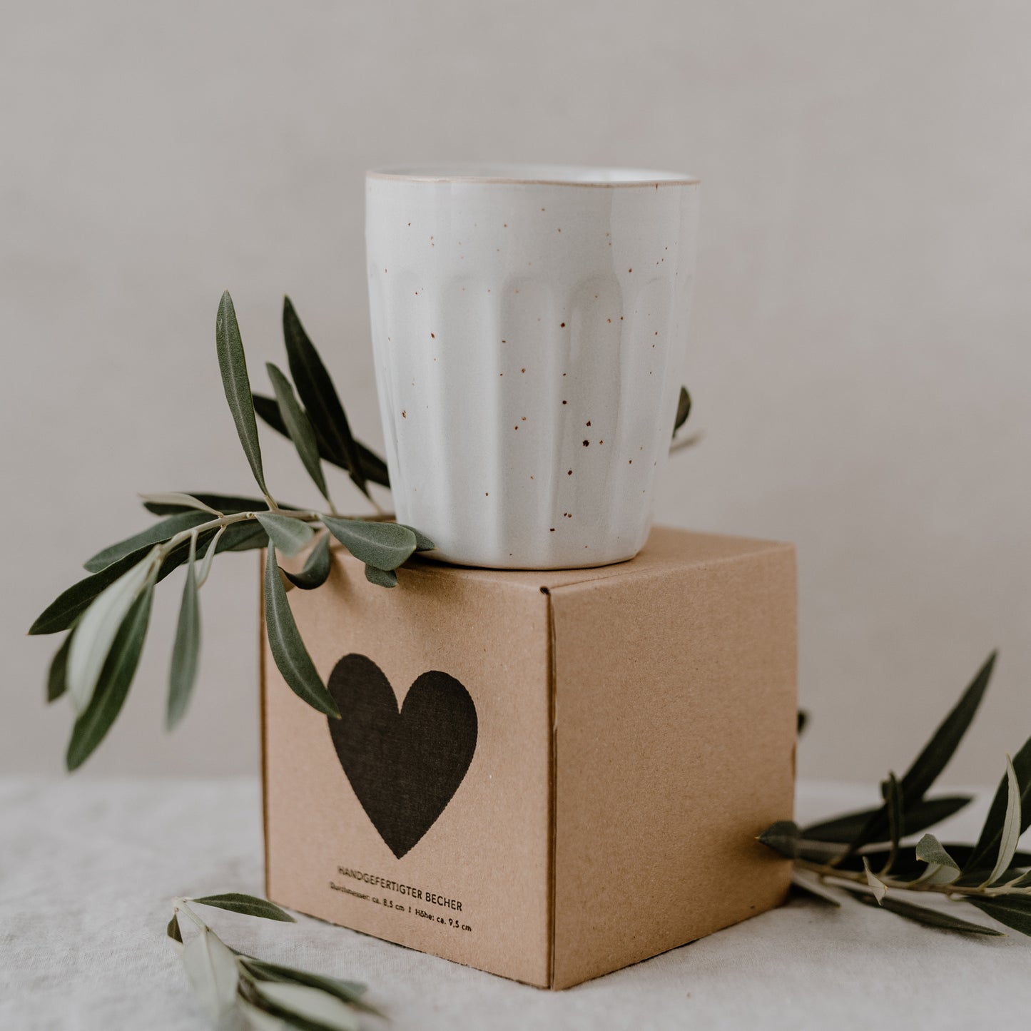 Becher Colina von Eulenschnitt – mit Geschenkverpackung, stilvolles Geschenk im Scandi Look