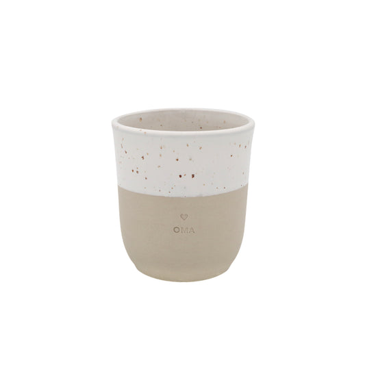 Becher Oma von Eulenschnitt – handgemachter Steingutbecher mit Schriftzug Om