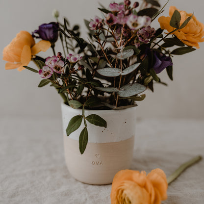 Becher Oma von Eulenschnitt – hochwertiges Geschenk für die beste Oma