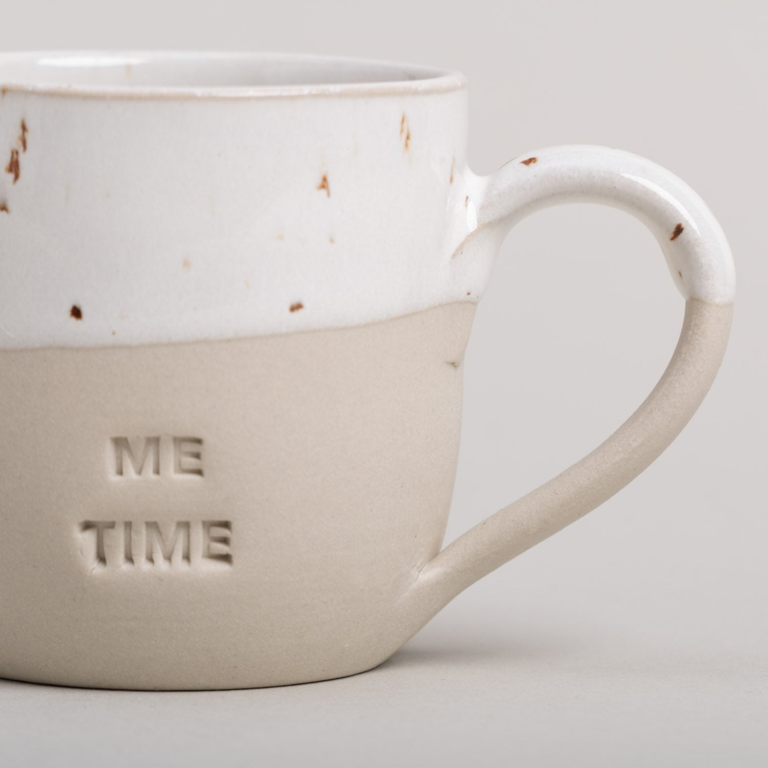 Handgefertigte Espressotasse Me Time von Eulenschnitt mit individueller Glasur