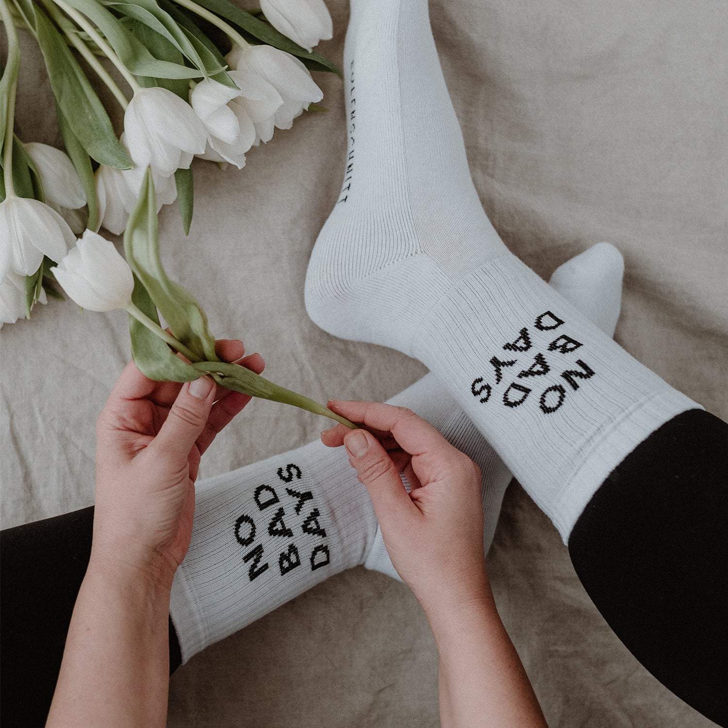 Socken Weiß No Bad Days von Eulenschnitt – ideale Passform