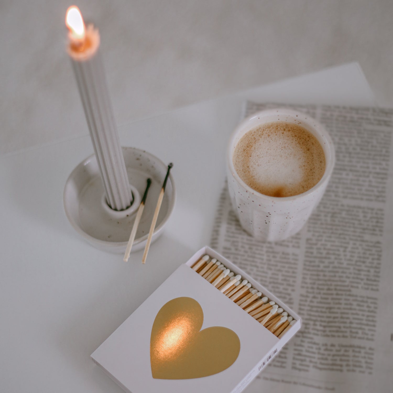 Streichhölzer It’s the little things / goldenes Herz – gemütliche Atmosphäre mit Kerzenständer