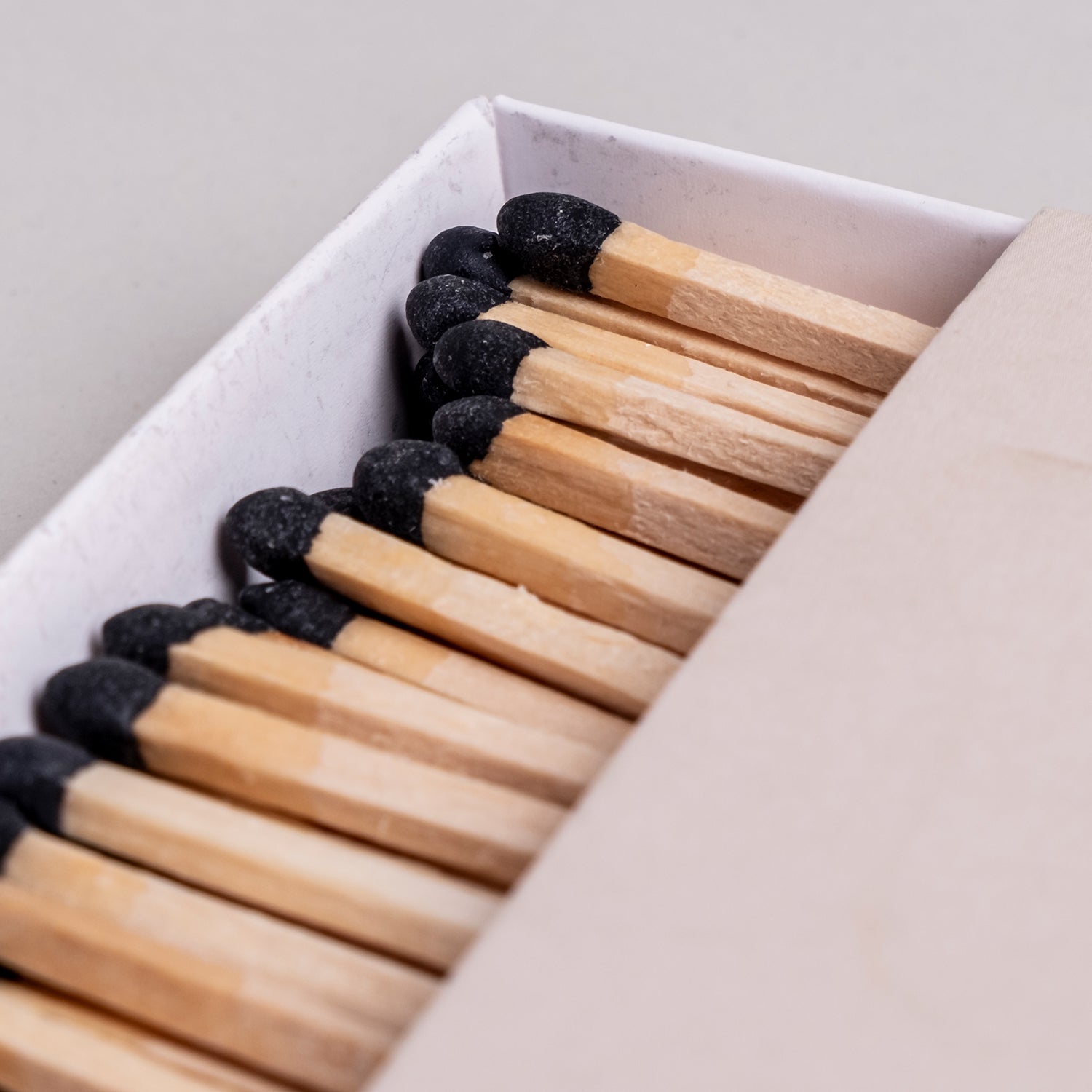 Detailansicht der Streichholzköpfe