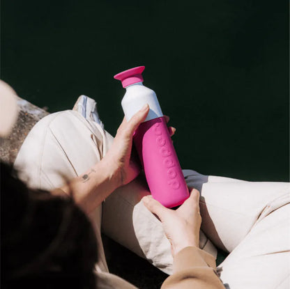 Dopper Isolierflasche Pelican Pink im Einsatz – perfekt für unterwegs