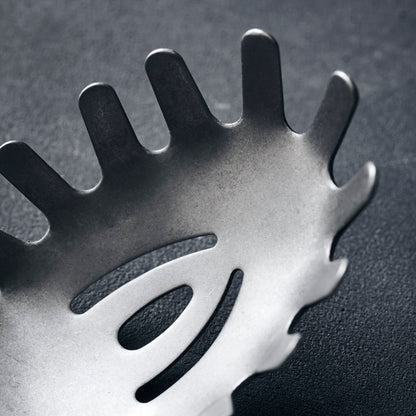 Pastalöffel "Daiy" von Nicolas Vahé - Material Edelstahl im industriallook mit weichen Zacken